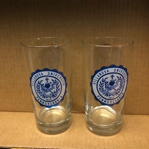 Drinking glasses, glass. Matching no chips.